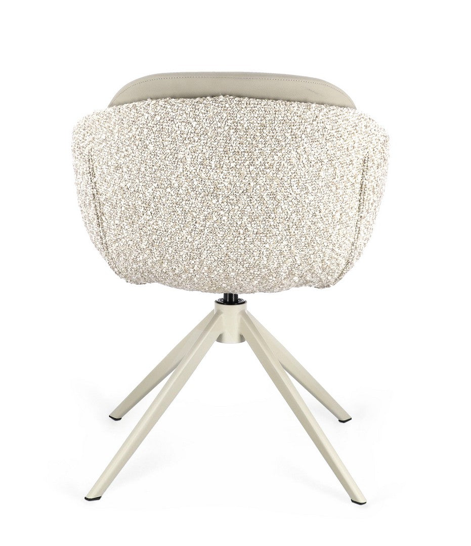 Drehstuhl Averik Beige von Bizzotto, freigestellte Ansicht aus einem zweiten Blickwinkel, im STUFF Shop