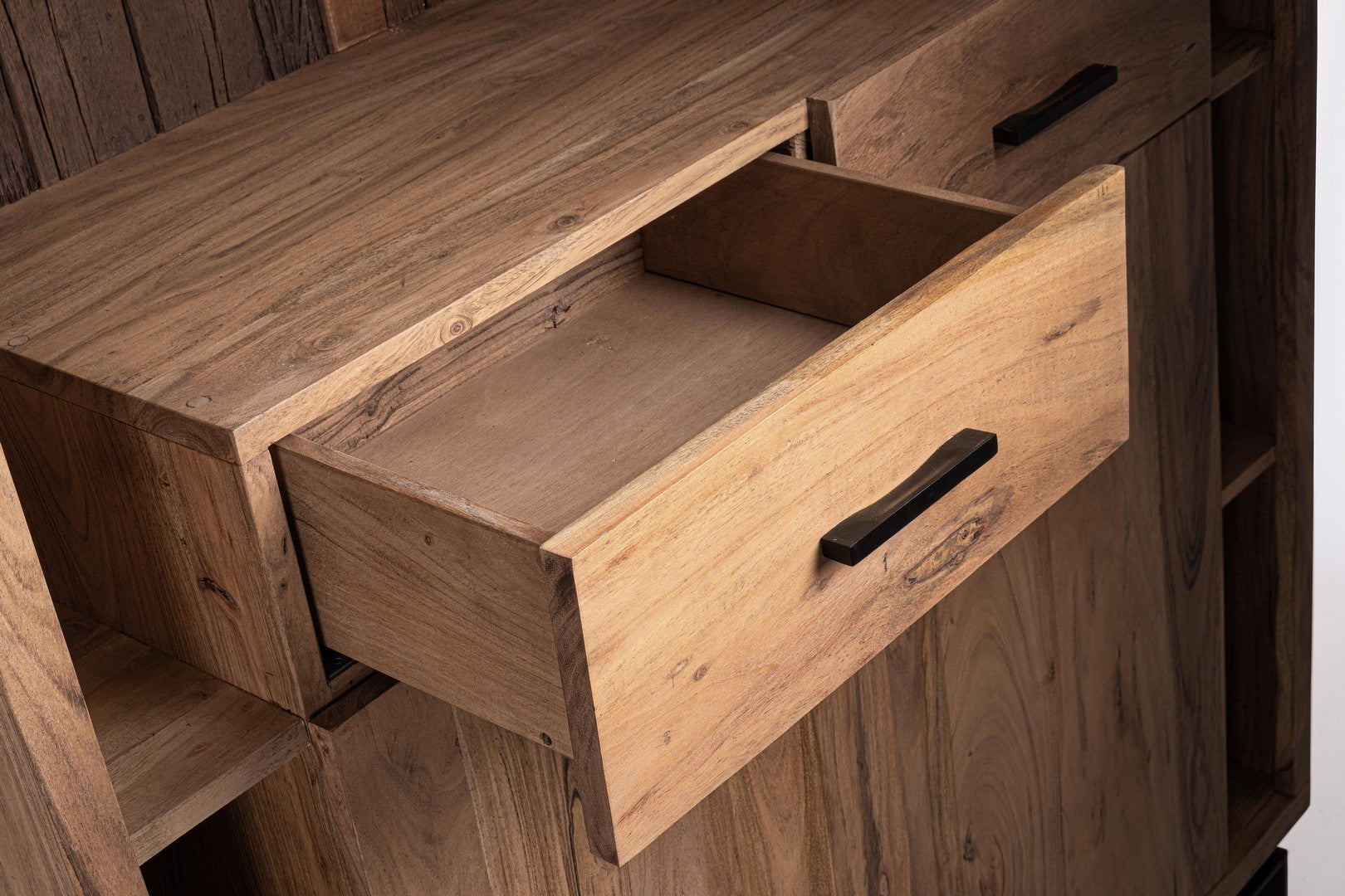 Sideboard Mangal mit 2-Türen und Schubladen