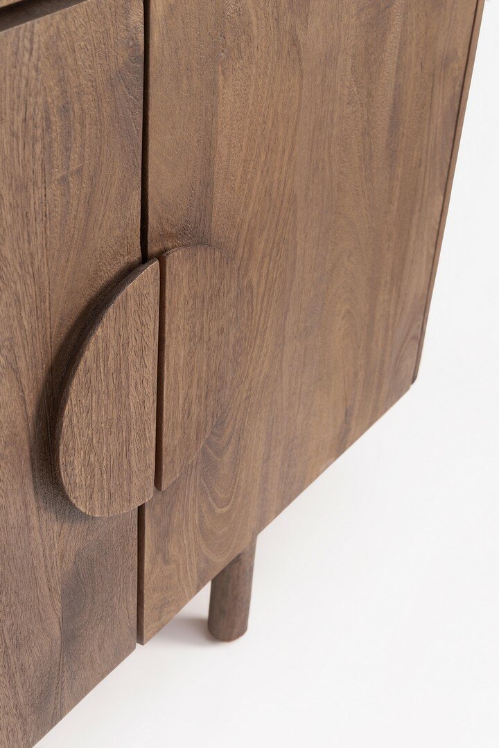 Kommode Latur, Detail des Innenfachs mit Einlegeboden