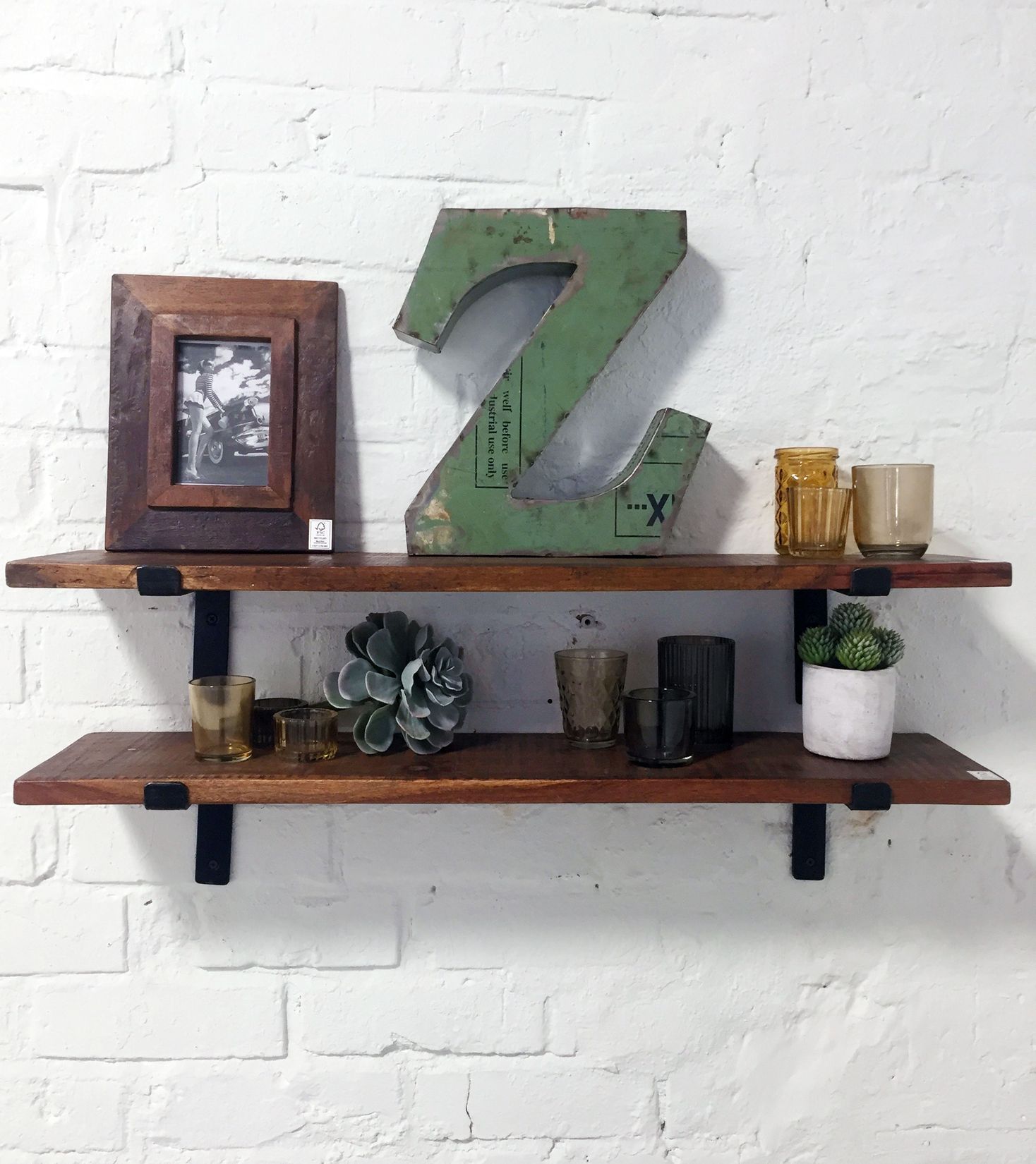 Wandregal aus Altholz im Vintage Design braun STUFF Loft