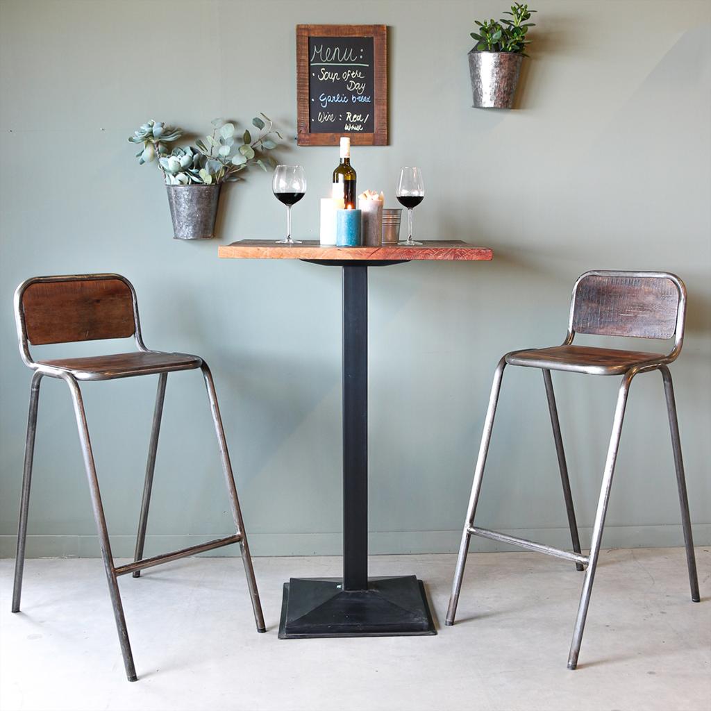Vintage Bartisch mit Altholztischplatte auf Eisenfuß im Fabrik-Style STUFF Loft