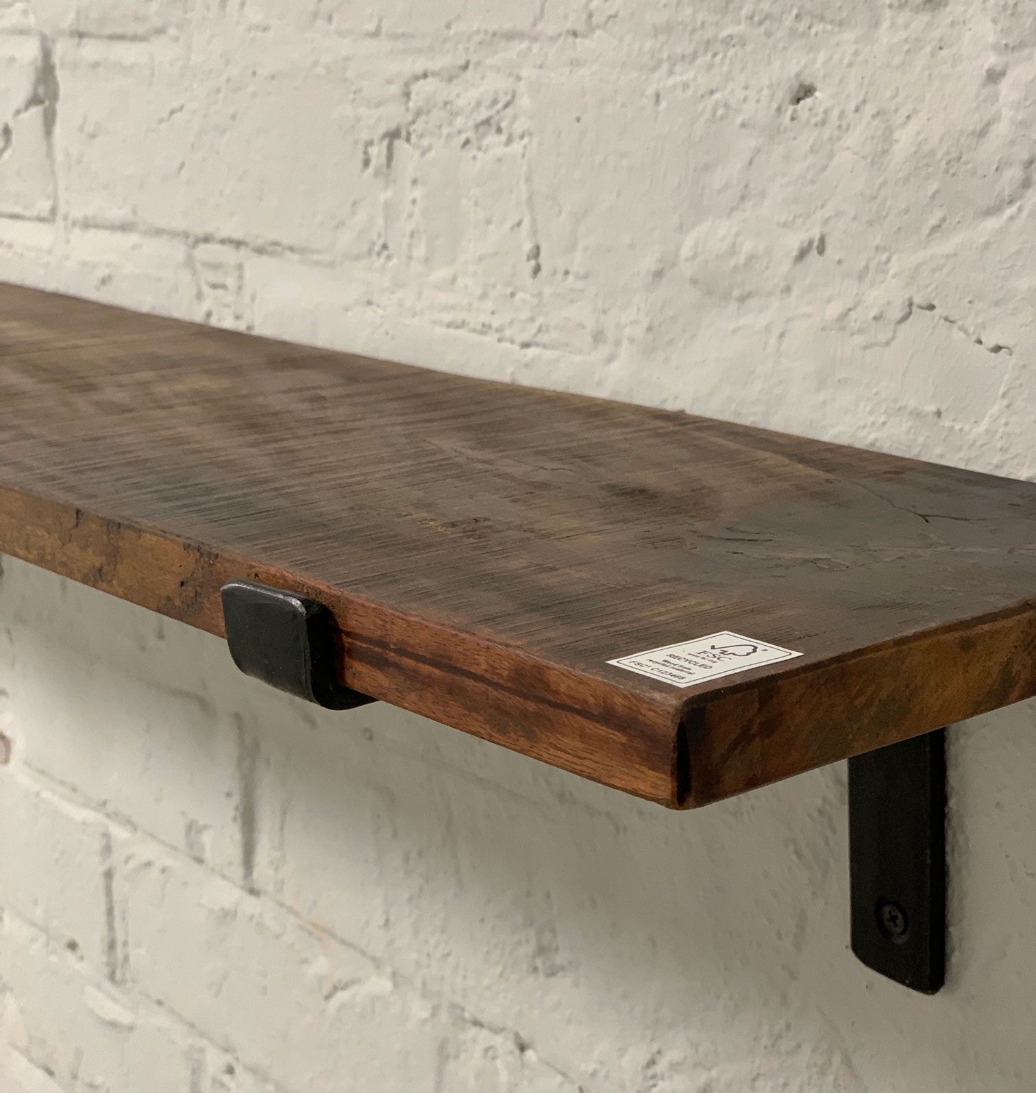 Wandregal aus Altholz im Vintage Design 120 cm von STUFF Loft