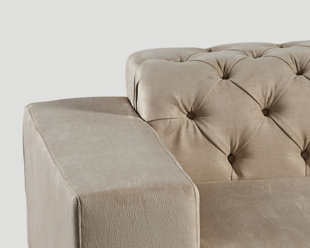 Sofa Capitonné Dialma Brown Beige - Nahaufnahme Seiten- und Rückenlehne