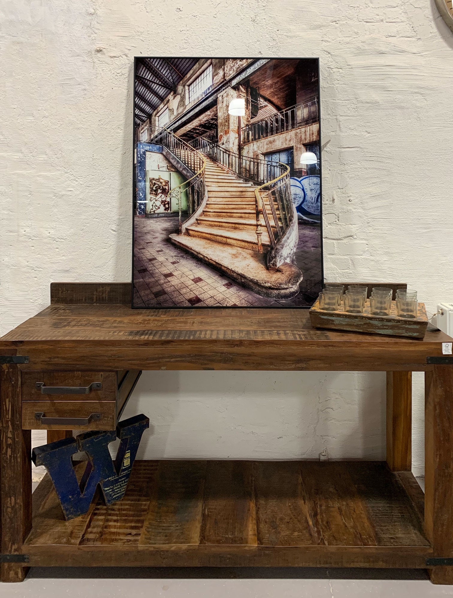 Vintage Konsolentisch aus FSC-zertifiziertem Hartholz mit Schubladen