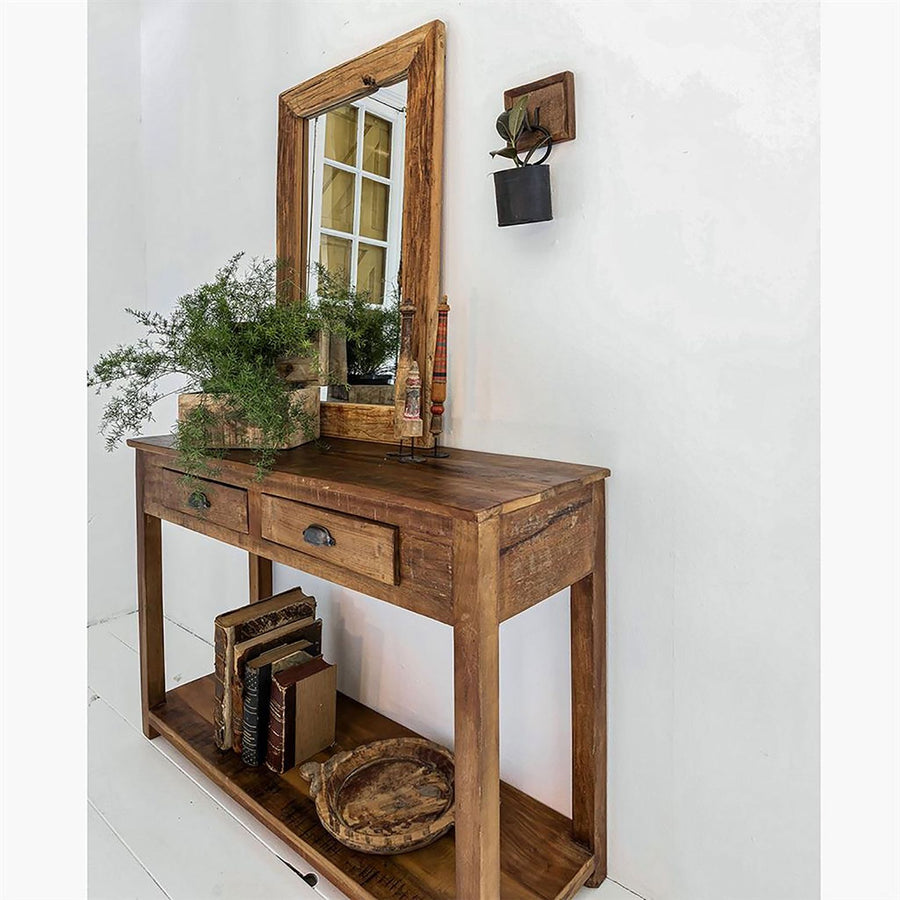 Konsolentisch mit 2 Schubladen aus der STUFF Loft Heritage Kollektion, gefertigt aus recyceltem Holz mit Metallgriffen