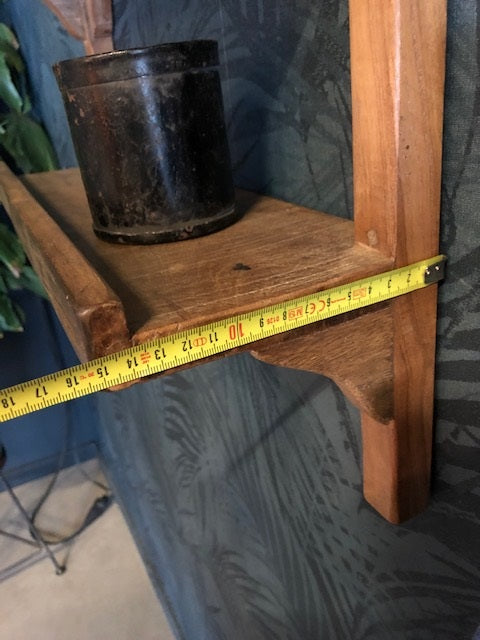 Küchenregal Heritage Trio aus recyceltem Altholz mit drei Ablagen von STUFF Loft