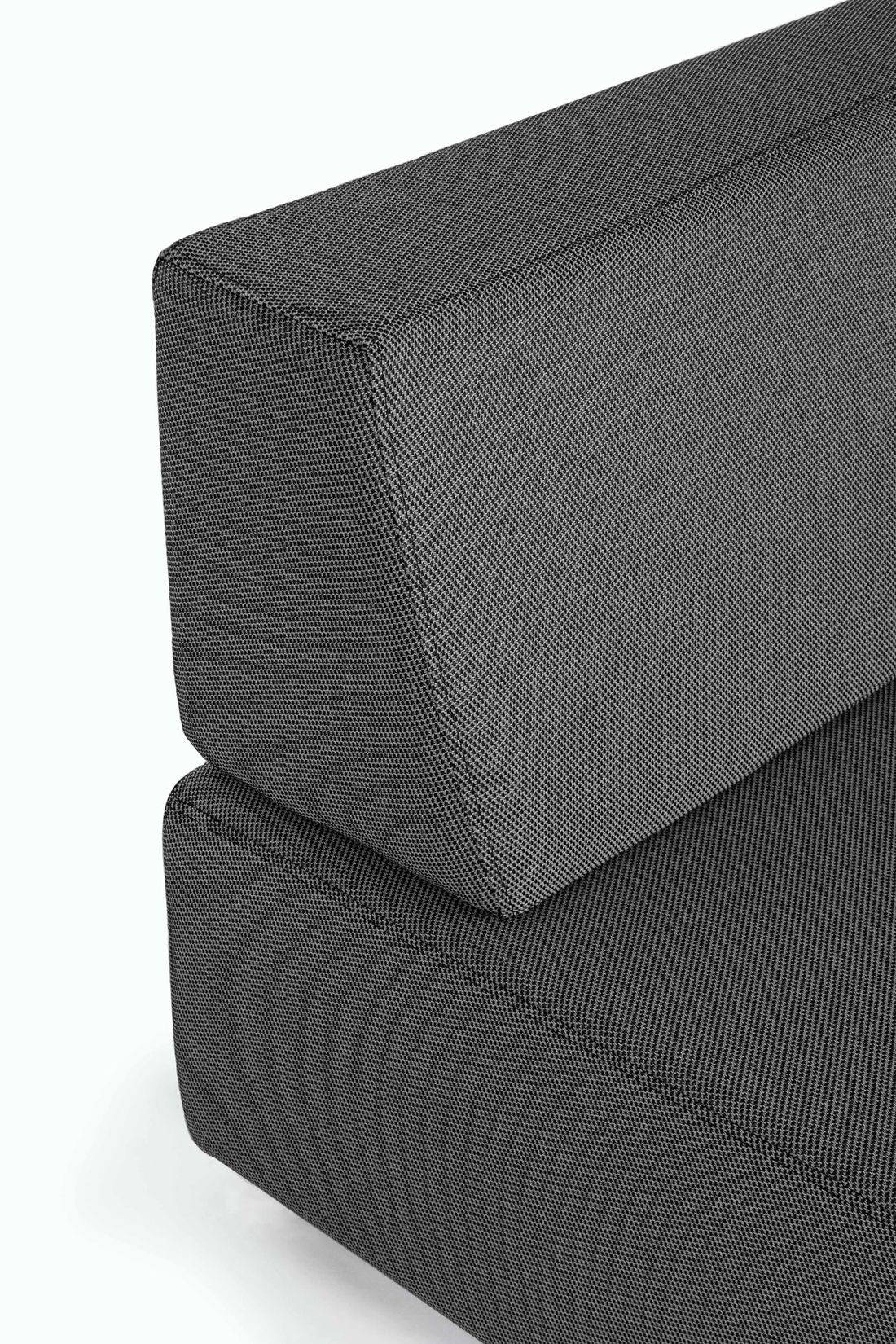 Outdoor Sofa Piper Eckgarnitur mit Kissen von Bizzotto | STUFF Shop