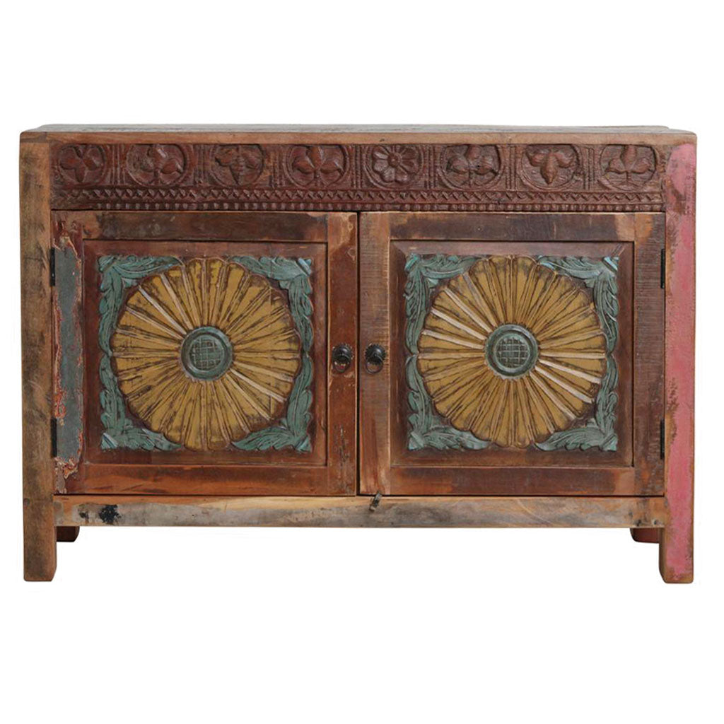 Farbenfrohes Sideboard Flower aus recyceltem Altholz mit floralen Schnitzereien | STUFF Loft