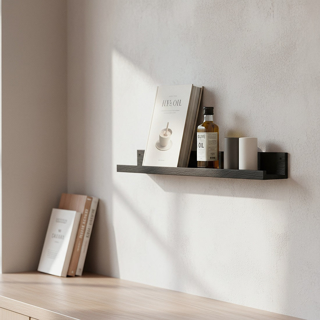 Wandregal Bilderleiste schwarz aus FSC recyceltem Altholz | STUFF Shop