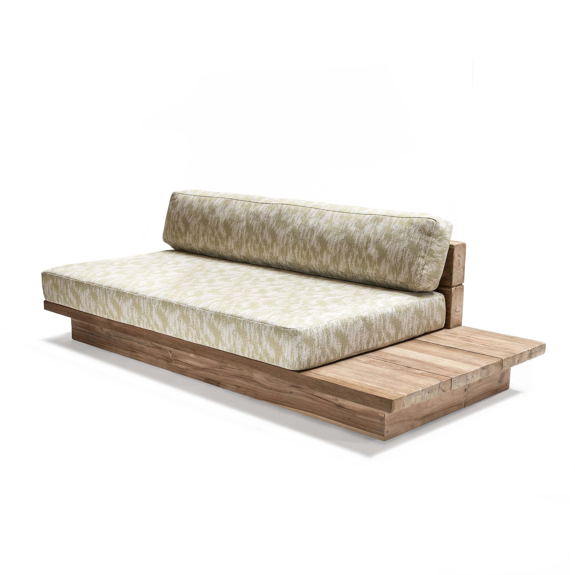 Outdoor-Lounge Sofa Magnus aus massivem Teakholz Natural Grey | wahlweise mit Ablagefläche (Small) oder durchgehendem Polster (Large) | Polster optional in Knelout, Knelout Deluxe, Ktextout oder Ktextout Deluxe