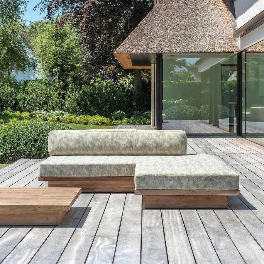 Outdoor-Ottomane Magnus aus massivem Teakholz Natural Grey | kombinierbar mit Magnus-Sofa | optional mit Outdoor-Polster in Knelout, Knelout Deluxe, Ktextout oder Ktextout Deluxe
