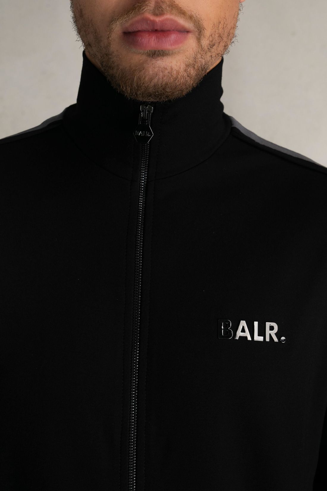 BALR. Herren Sweatjacke Louis Slim Crossing Tape Track Jacket Jet Black