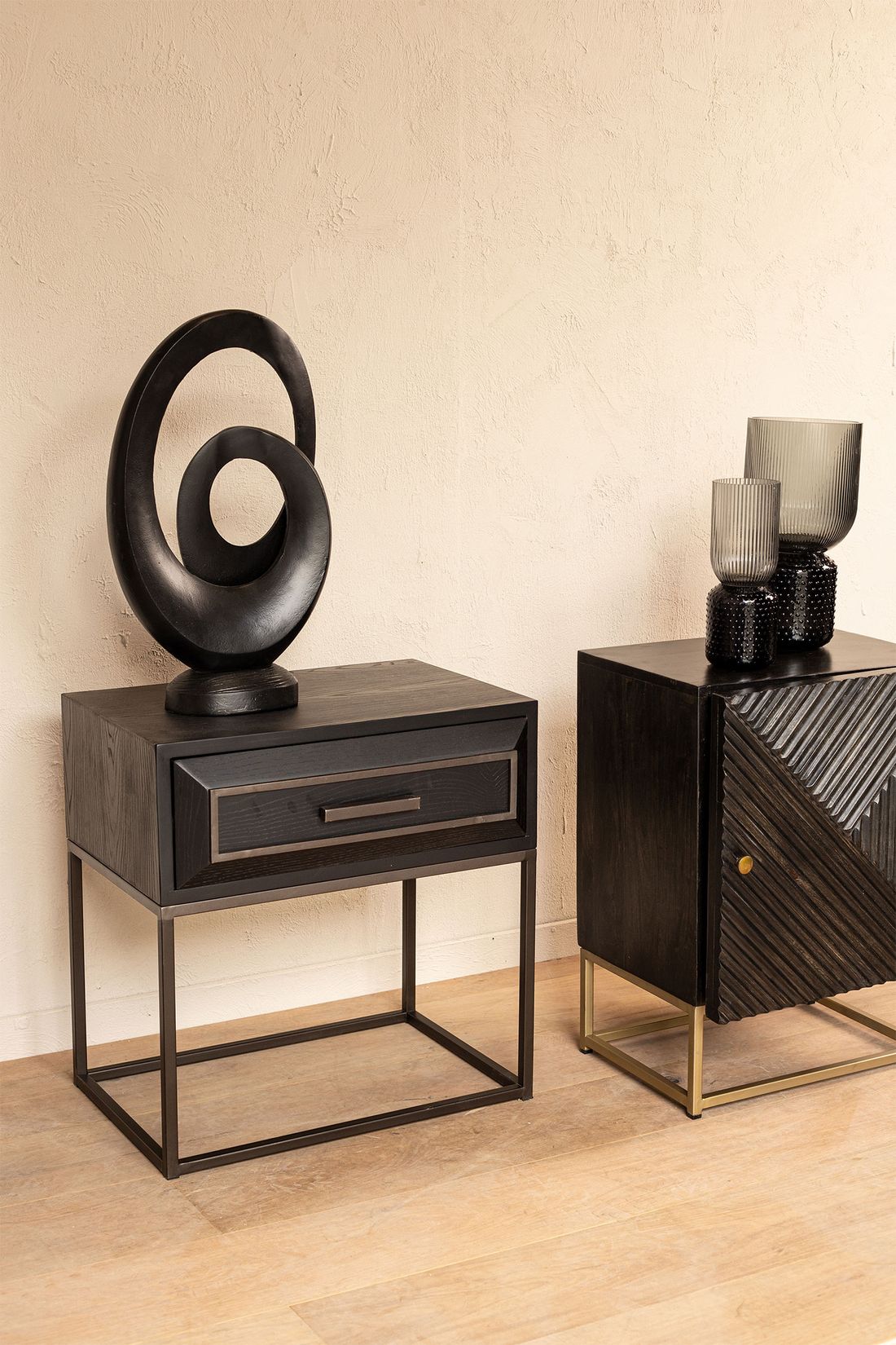 Nachttisch Lixly Black von PTMD I STUFF Shop