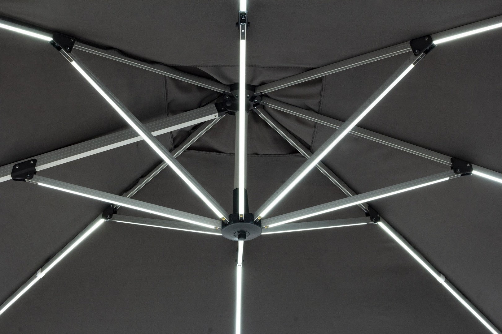 Sonnenschirm Ines mit LEDs 3x3m dunkelgrau I Bizzotto bei Stuff Shop kaufen