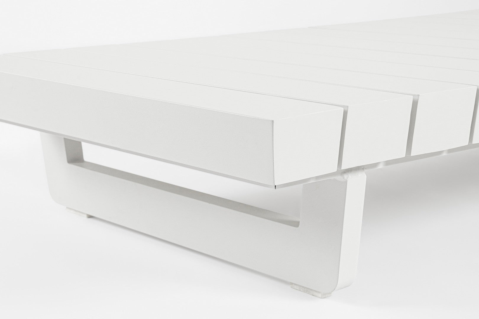 Outdoor Beistelltisch Infinity