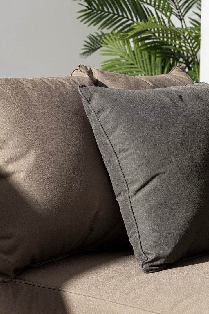 Outdoor Daybed Bali 2er-Set aus massivem Teakholz mit Olefin-Polstern | Bizzotto bei STUFF Shop kaufen