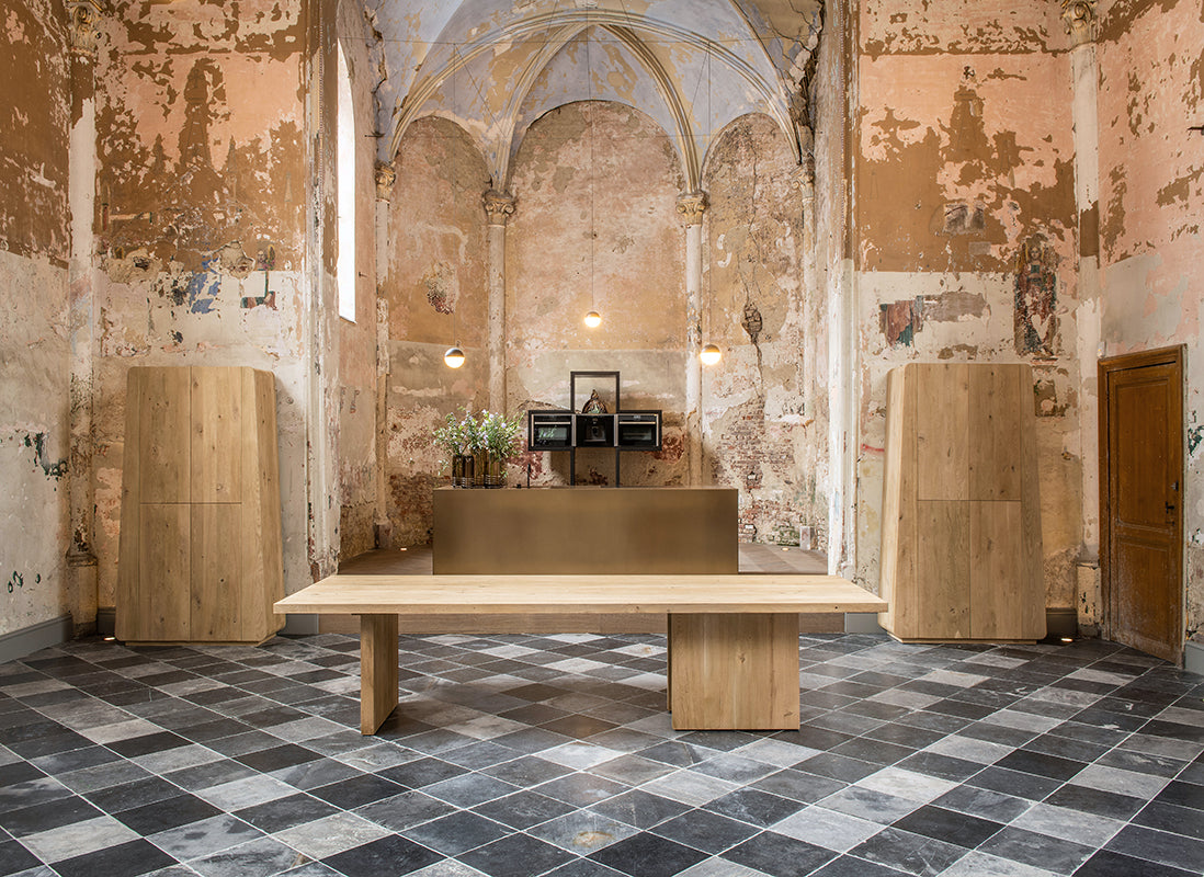 Esstisch Sally Eiche von Gommaire aus massiver französischer Eiche in Natur