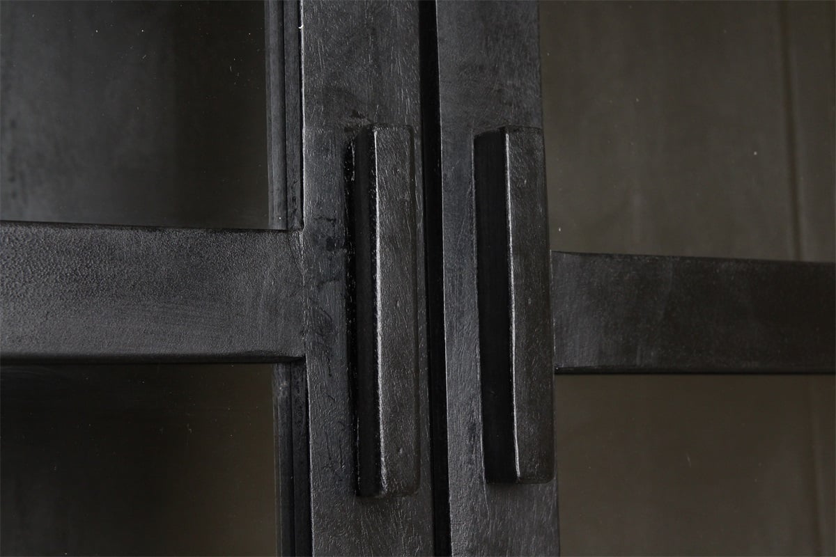 Vitrine schwarz von STUFF Loft mit kleinem Ablageschrank bei STUFF Shop kaufen