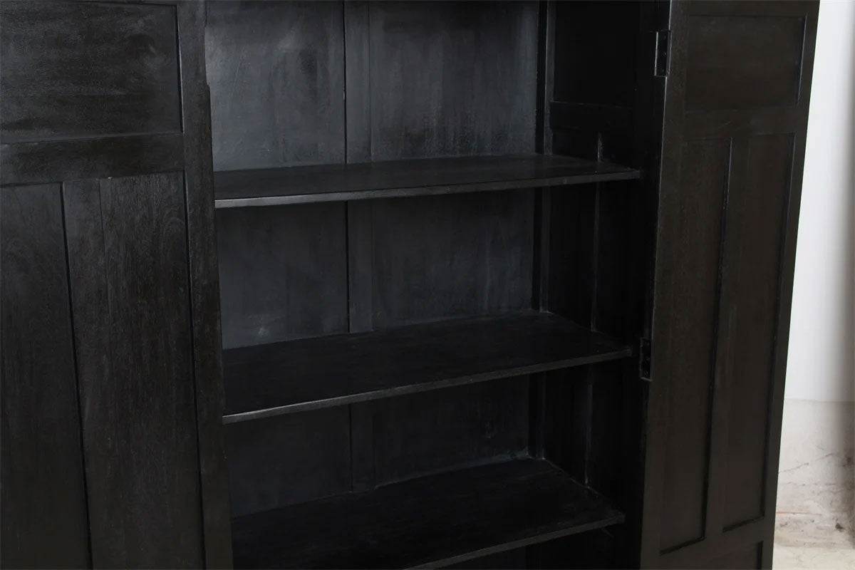 Schwarzer 2-türiger Paneelschrank