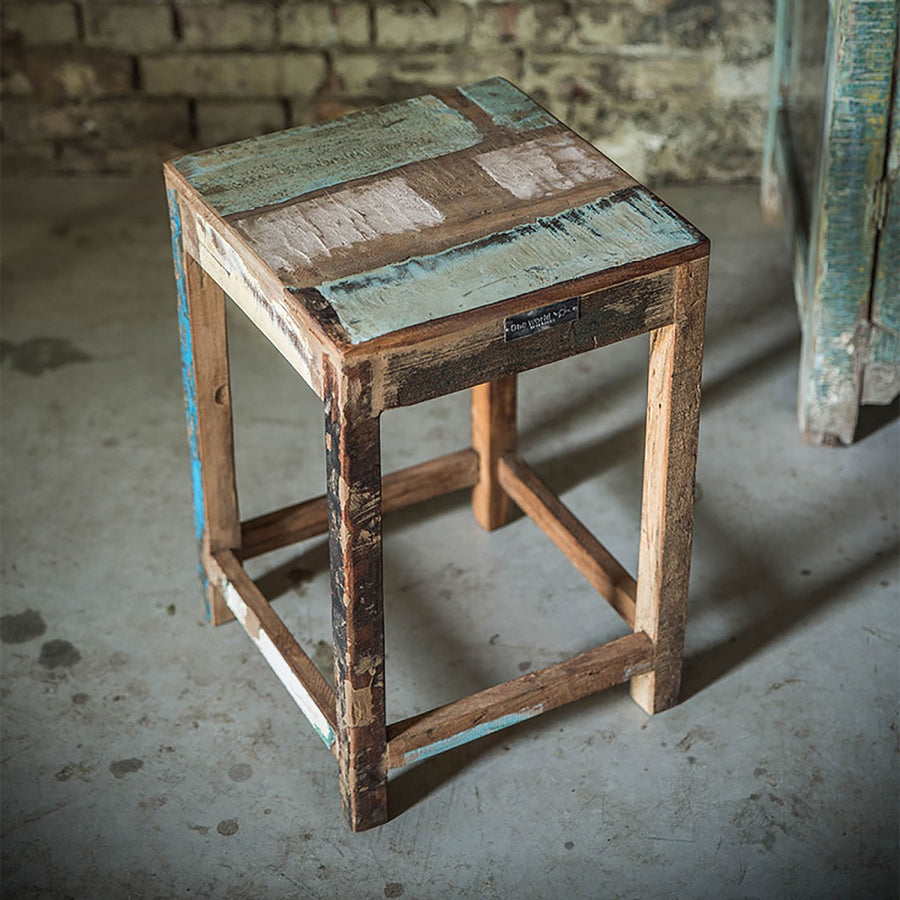 Vintage Charme Scrapwood-Hocker | STUFF Shop