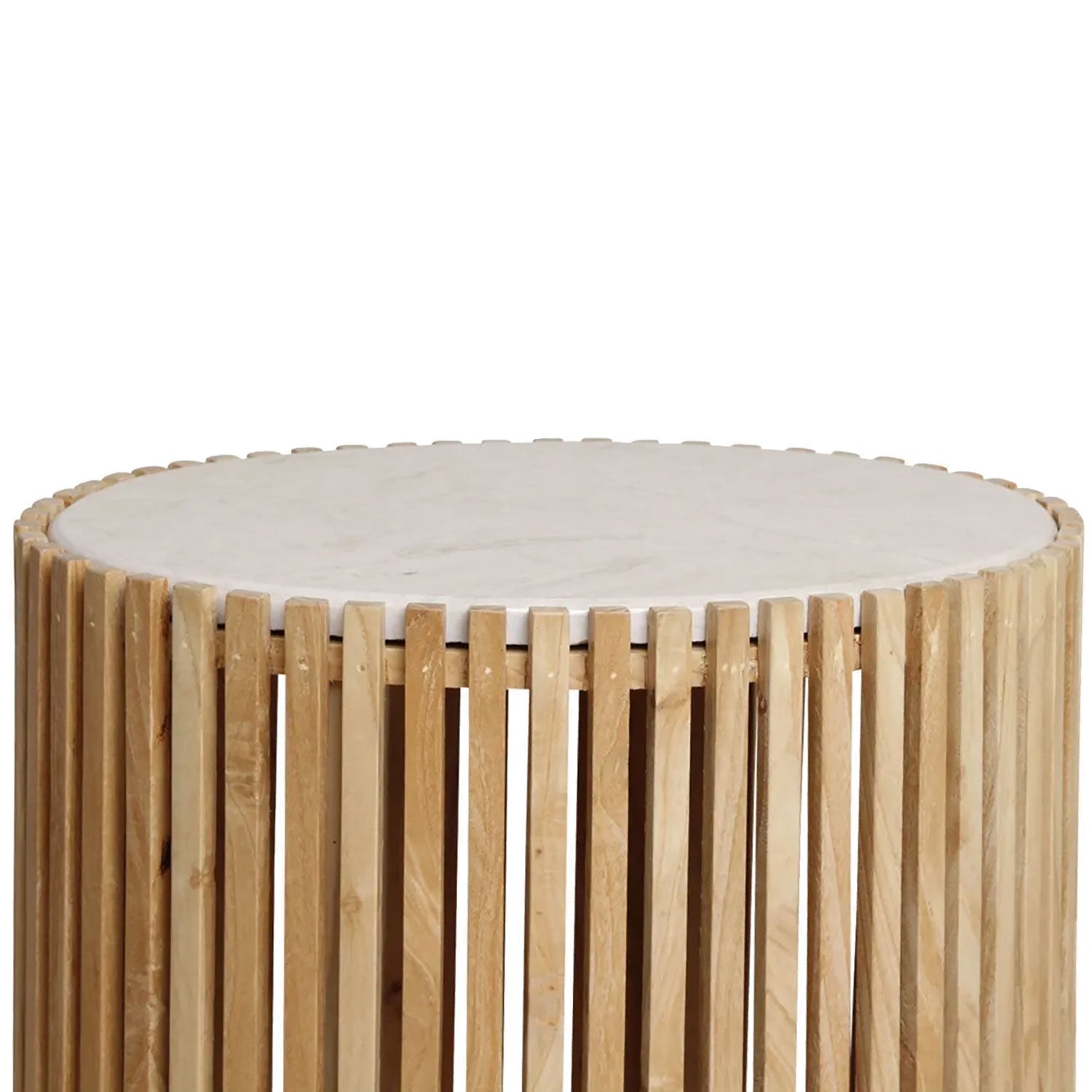 Infinity Beistelltisch Harmony mit natürlicher Marmorplatte und offenem Sungkai-Holzgestell.