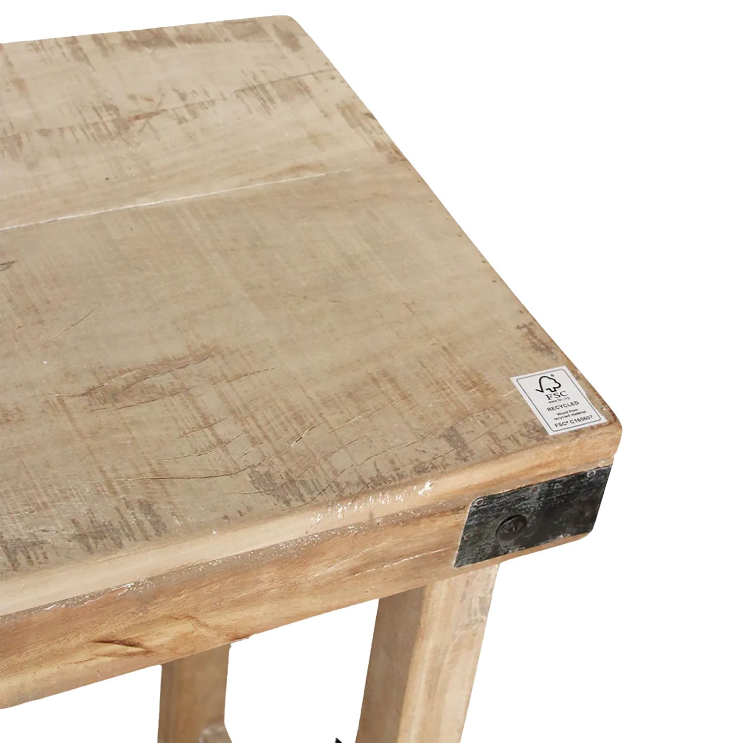 Klappbarer Konsolentisch aus recyceltem Altholz mit Limewash-Finish – rustikale und platzsparende Lösung für Veranstaltungen und Wohnräume.