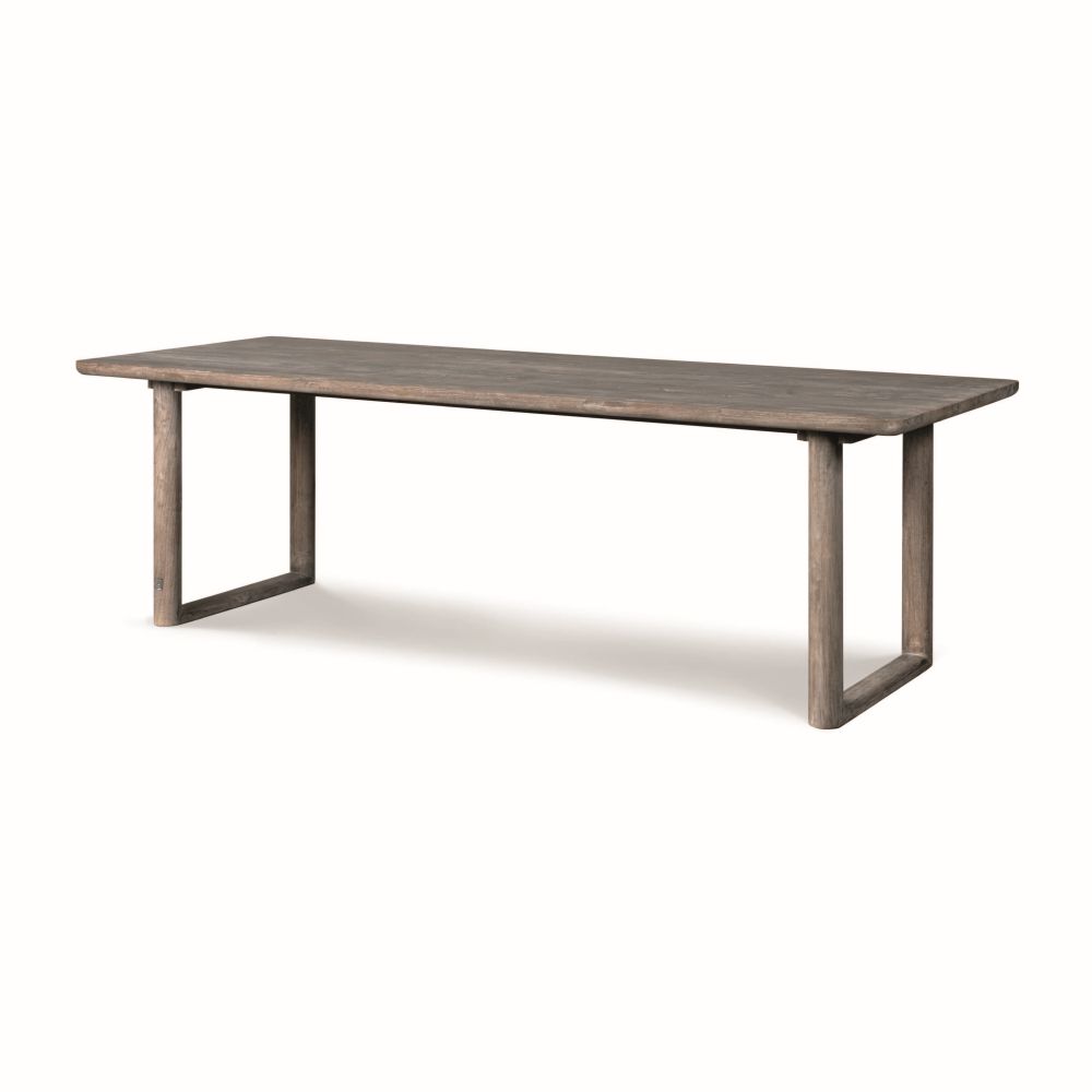 Esstisch Justin aus recyceltem Teakholz in der Farbe Authentic Brown von Gommaire, L240 x W90 x H75 cm.