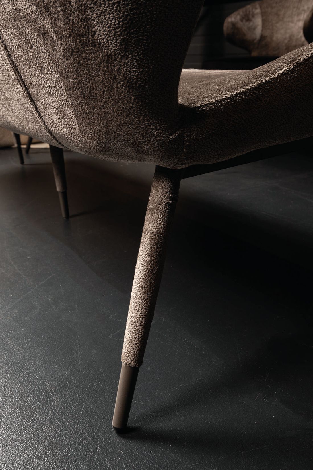 Thor Dining Bench Aphrodite Mocca Detailansicht