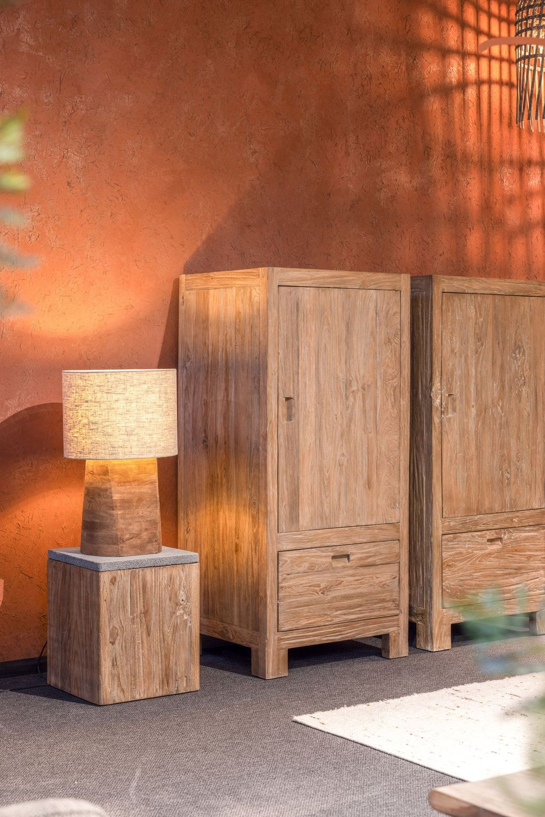 Schrank Alamanis Teak von Gommaire in original gealterter Patina