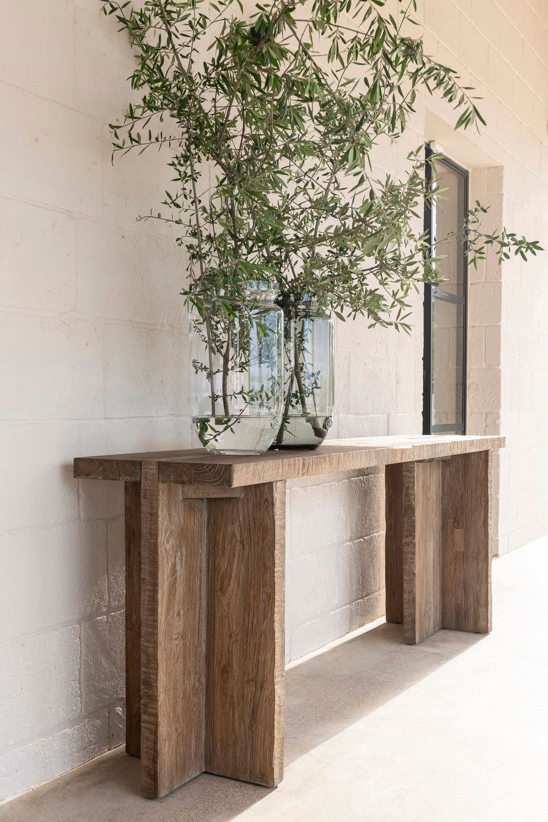Konsolentisch Storm aus recyceltem Holz mit natürlicher Patina | Gommaire bei STUFF Shop kaufen