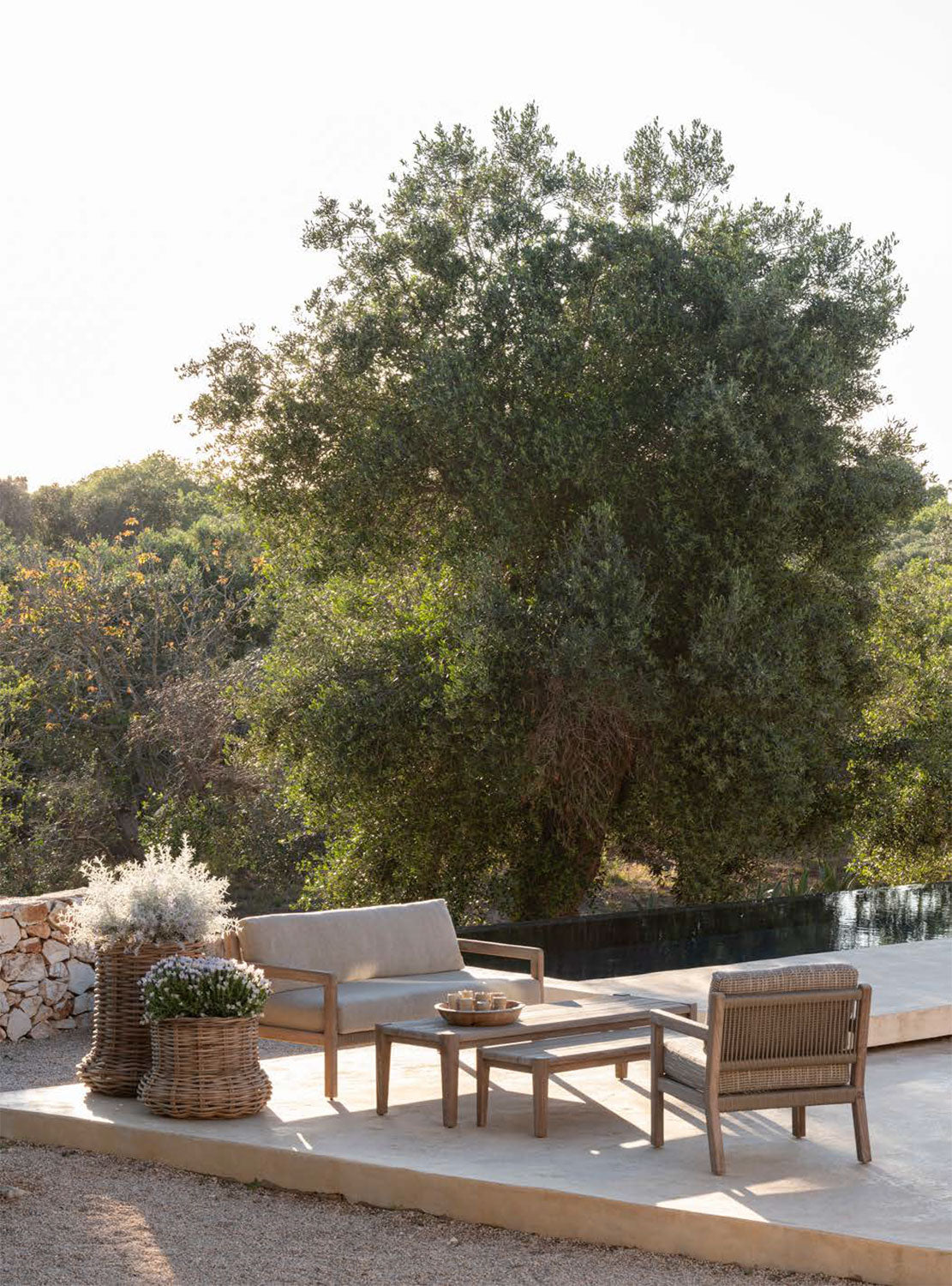 Mario Sessel im Set mit Sofa - Outdoor-Lounge Kombination von Gommaire | STUFF Shop