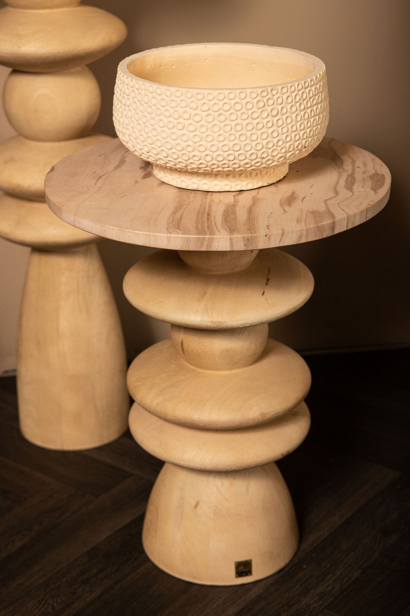 Indoor Beistelltisch Beistelltisch Callain Natural S im Wohnambiente | zeitloses Design, hochwertig verarbeitet, ideal für Wohn- und Essbereich