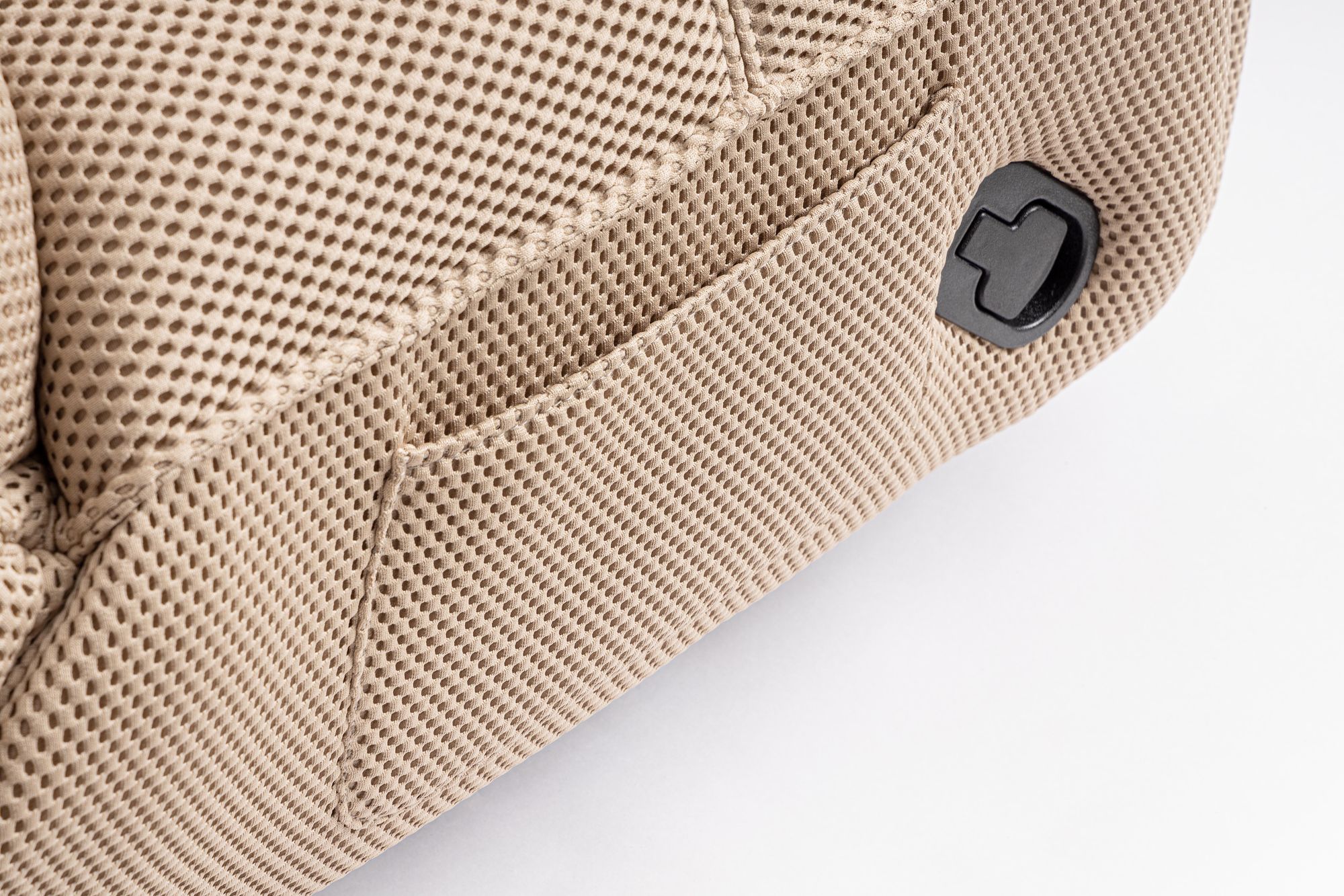 Indoor Sofa Sessel Gitta Elfenb. im Wohnambiente | zeitloses Design, hochwertig verarbeitet, ideal für Wohn- und Essbereich | Ansicht 05