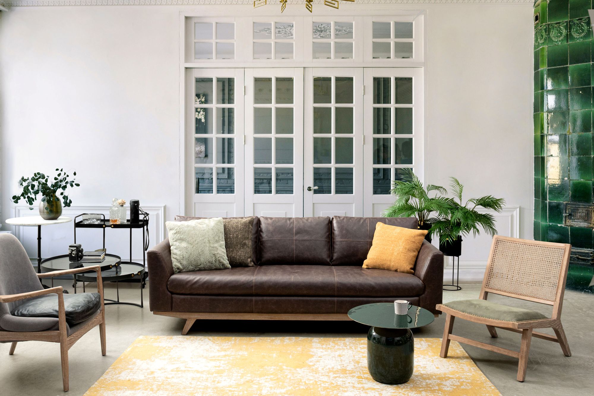 Indoor Sofa Sessel Cortilia im Wohnambiente | zeitloses Design, hochwertig verarbeitet, ideal für Wohn- und Essbereich | Ansicht 09