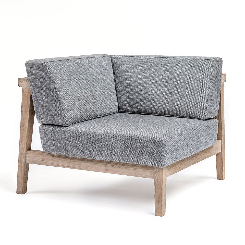 Copenhagen Corner Modul aus Teakholz in Natural Grey mit grauen Outdoor-Polstern von Gommaire | STUFF Shop
