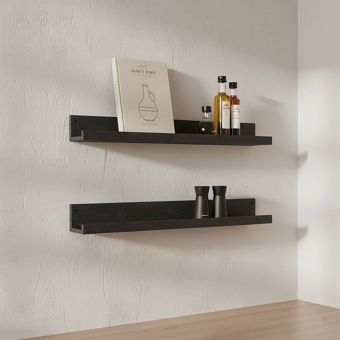 Schwarze Bilderleiste Timberline 75 cm im modernen Interior | STUFF Loft