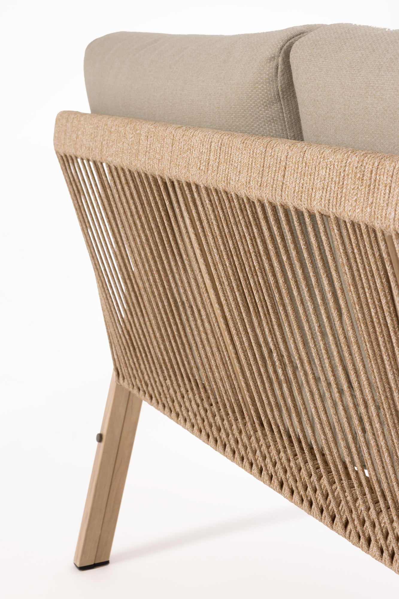 Outdoor Sitzgruppe Kalimera Desert aus Aluminium in Holzoptik | Bizzotto bei STUFF Shop kaufen