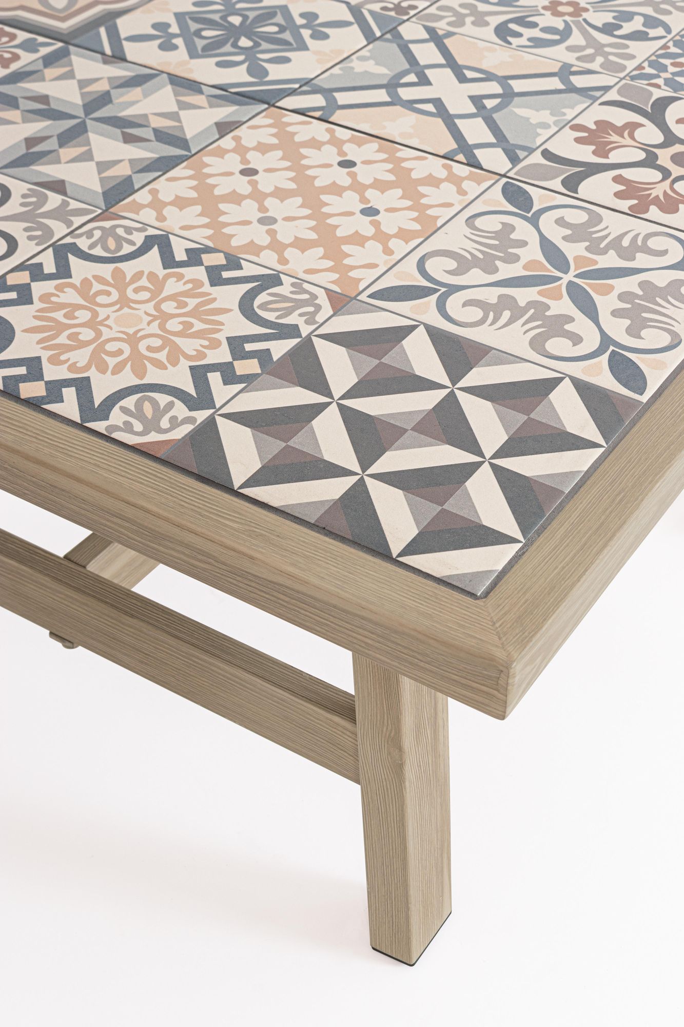 Outdoor Eck-Sitzgruppe Kalimera Timber aus Aluminium in Holzoptik | Bizzotto bei STUFF Shop kaufen