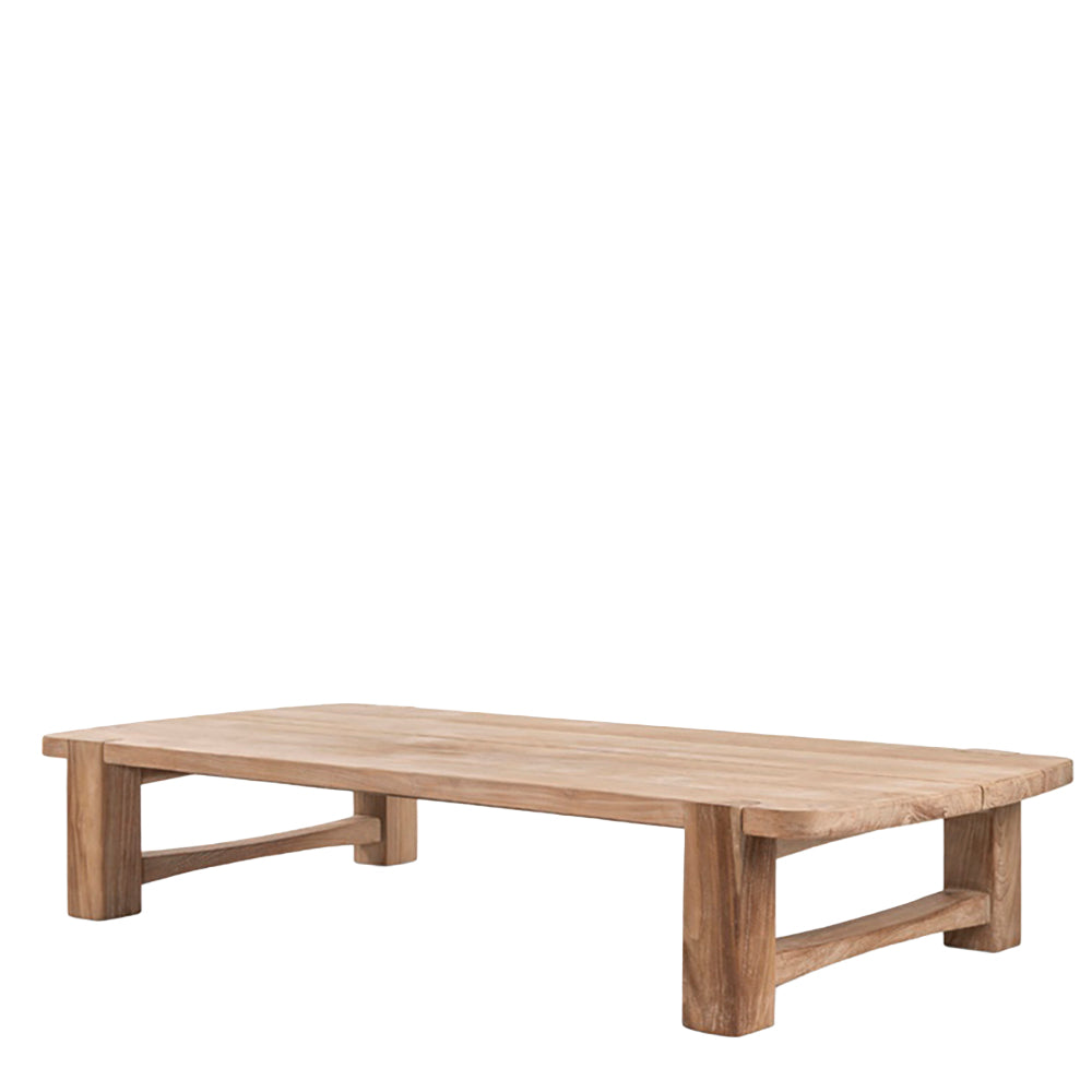 Outdoor Couchtisch Jacoba Small aus massivem Teakholz von Gommaire | STUFF Shop