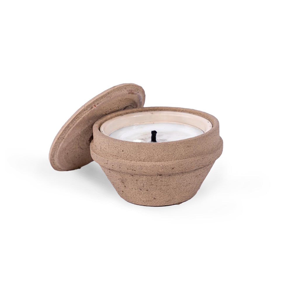 Dekorative Outdoor Kerze Lumi im Terracotta Gefäß mit Deckel | Gommaire bei STUFF Shop kaufen