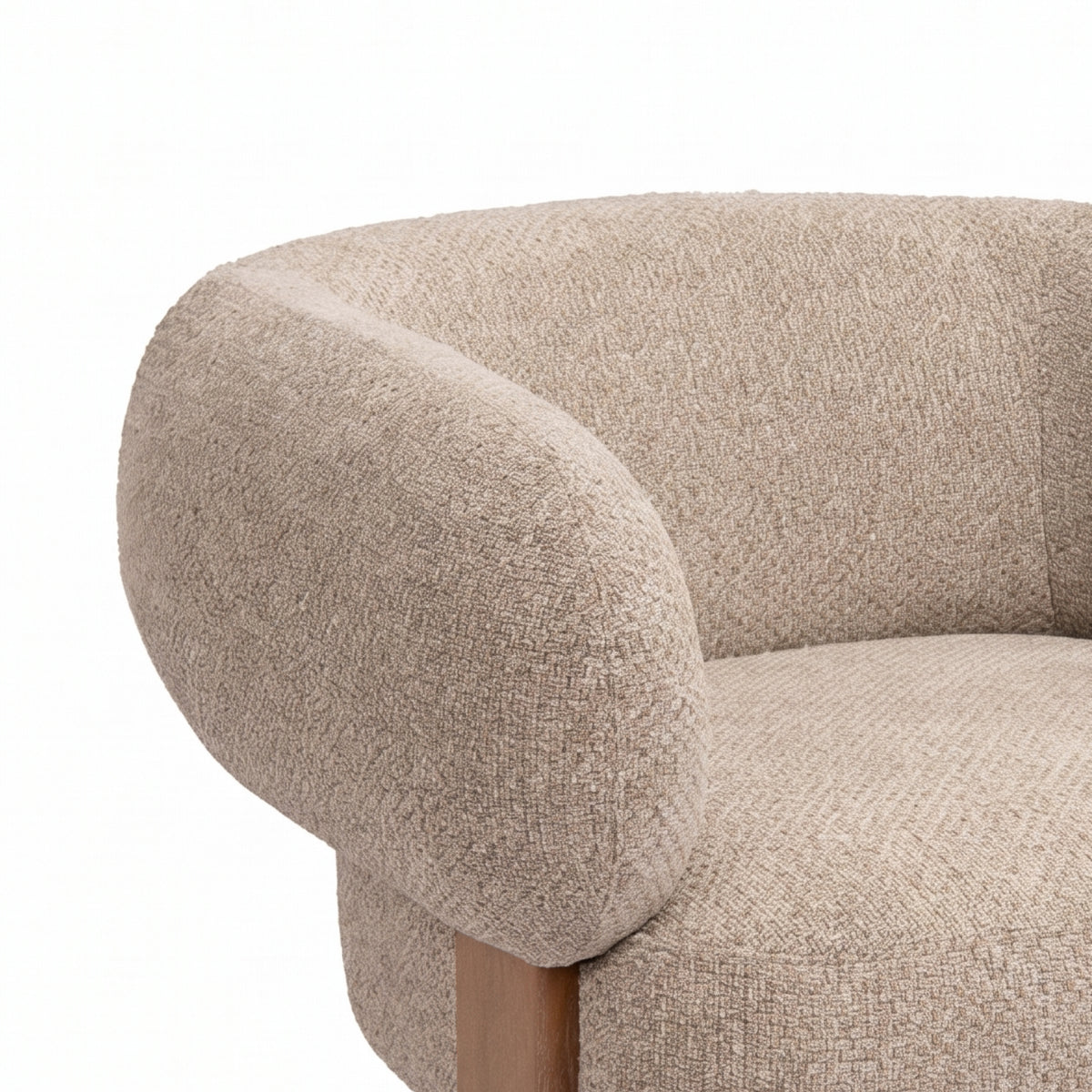 Sessel Nomy Taupe kompakter Polstersessel im Bezug Opulence 8 | Wohnbeispiel 4 | PTMD bei STUFF Shop kaufen