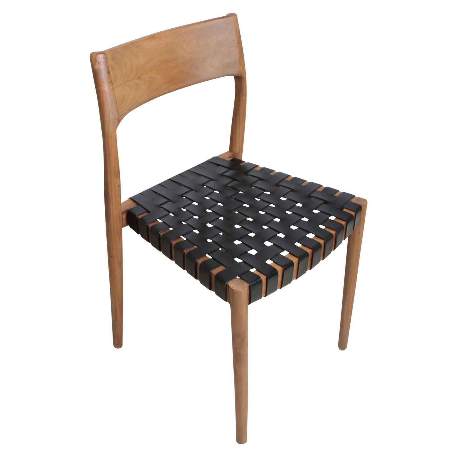 Seitenansicht des Maren Dining Chairs aus Teakholz mit schwarzer Ledersitzfläche | STUFF Shop