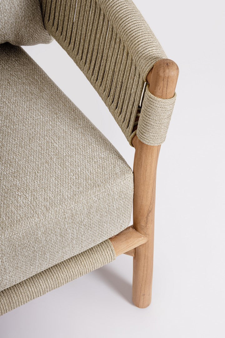 Outdoor Sofa Garita aus Teakholz und Seilgeflecht mit bequemen Kissen von Bizzotto
