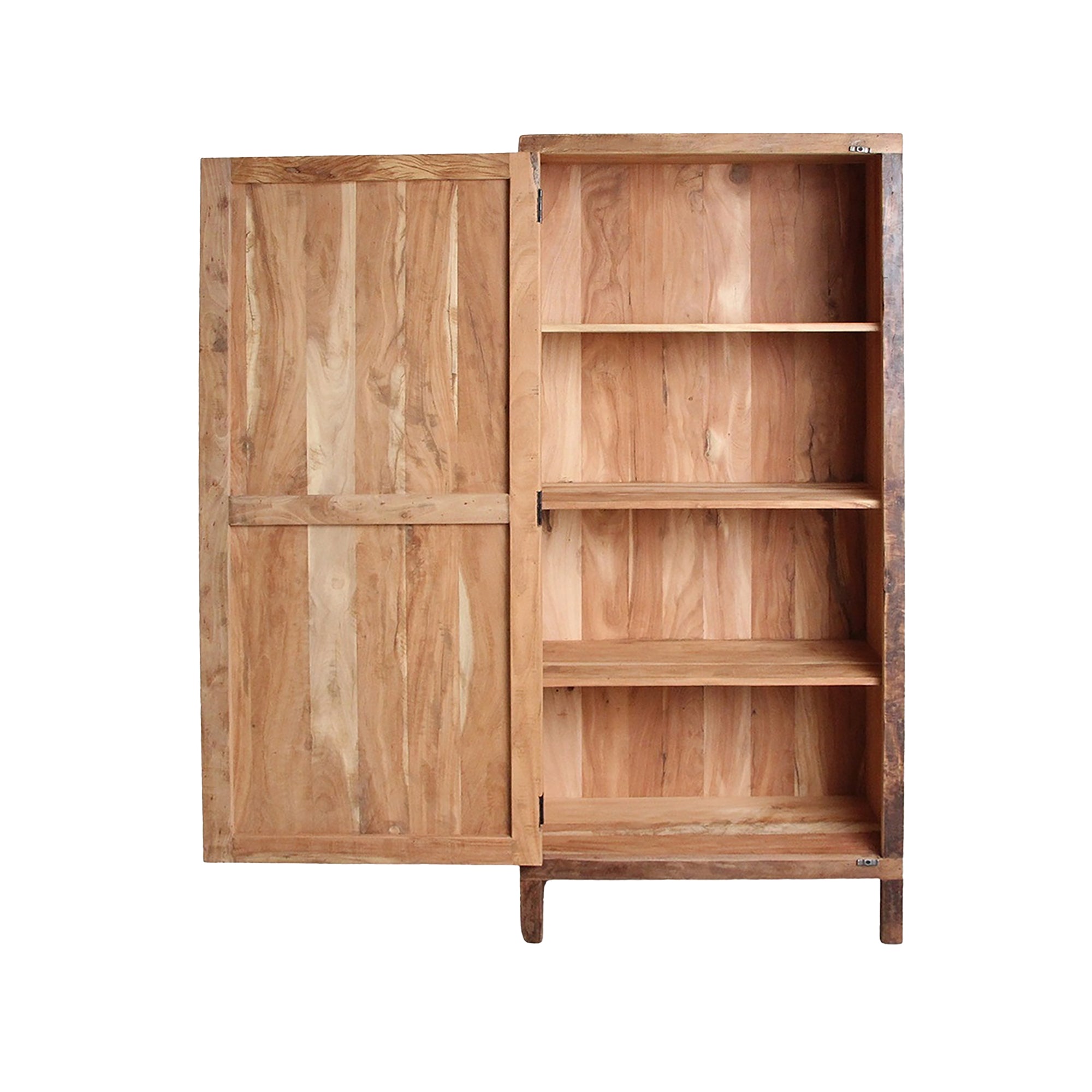 Innenansicht des Schranks aus recyceltem Altholz mit natürlicher Maserung