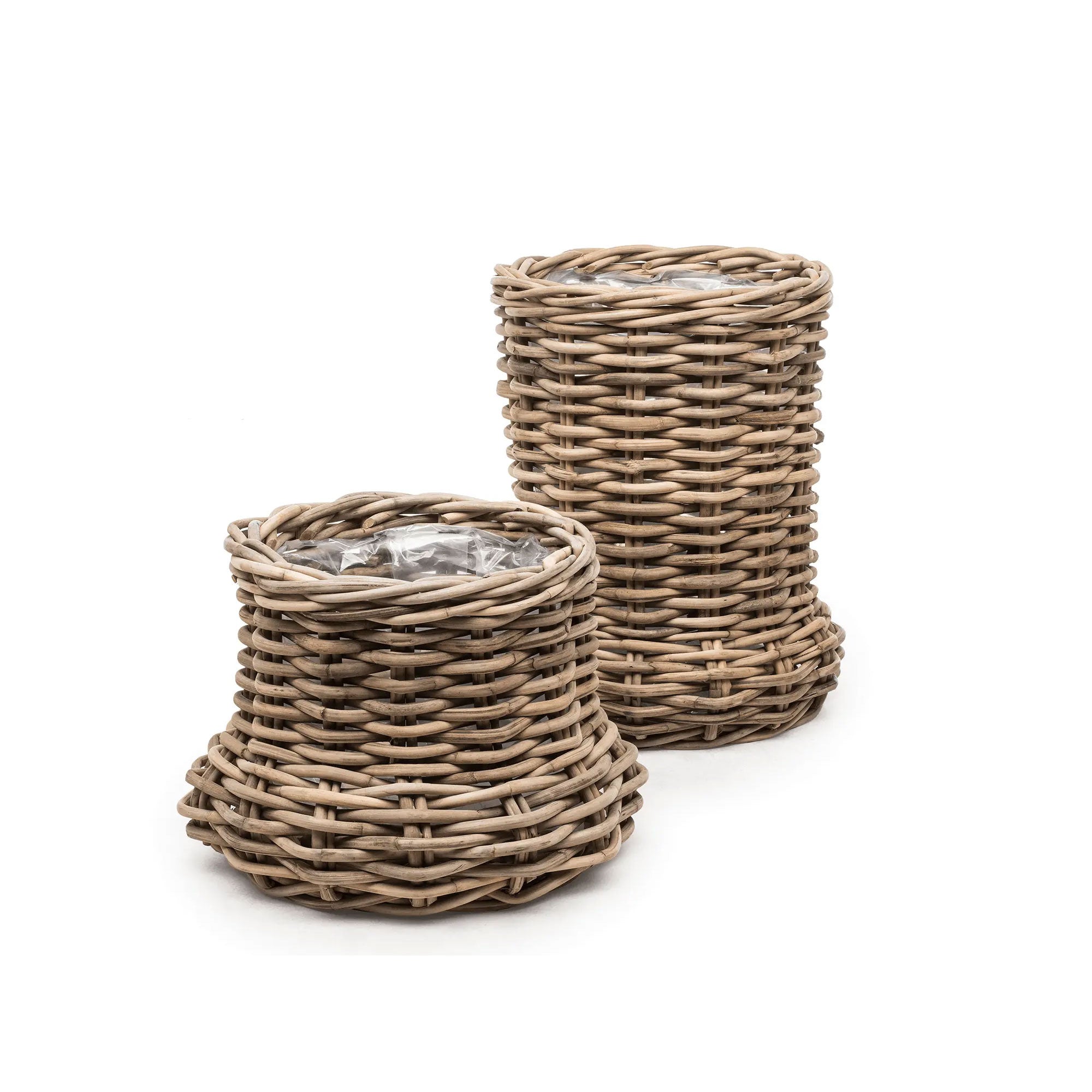 Gommaire Pflanzkorb Nell aus Rattan in den Größen Small und Large für Outdoor | Gommaire bei STUFF Shop kaufen