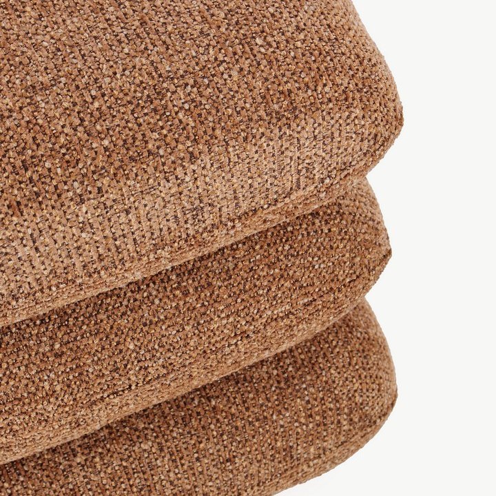 Pouf Antara Terrakotta von Bizzotto, Nahaufnahme von Material und Verarbeitung