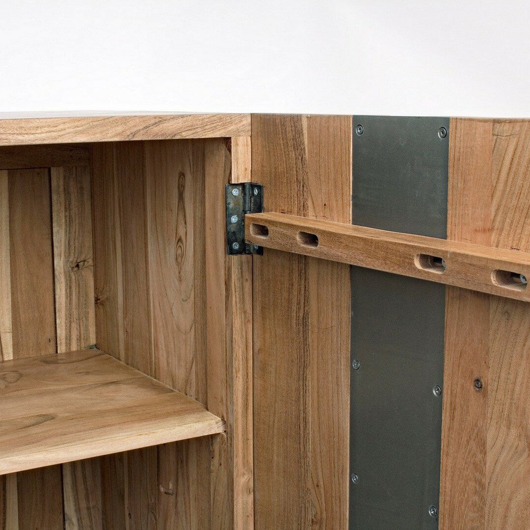 Sideboard Aron 3 Türen von Bizzotto, Nahaufnahme von Material und Verarbeitung