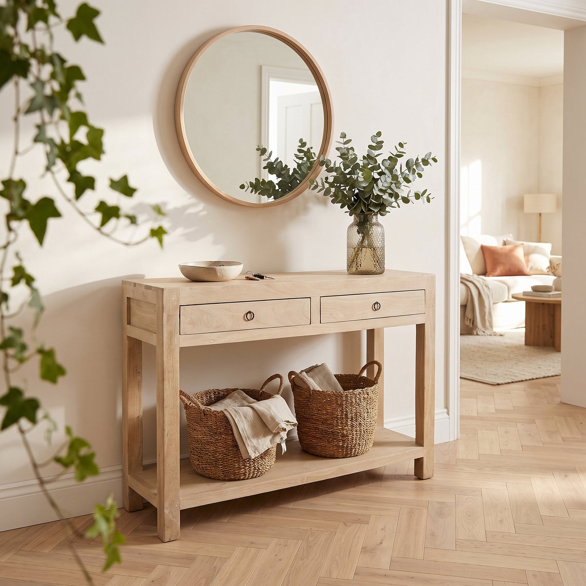 Konsolentisch Driftwood aus hellem Mangoholz mit 2 Schubladen, 120 cm | Interiorbild Flur | STUFF Loft