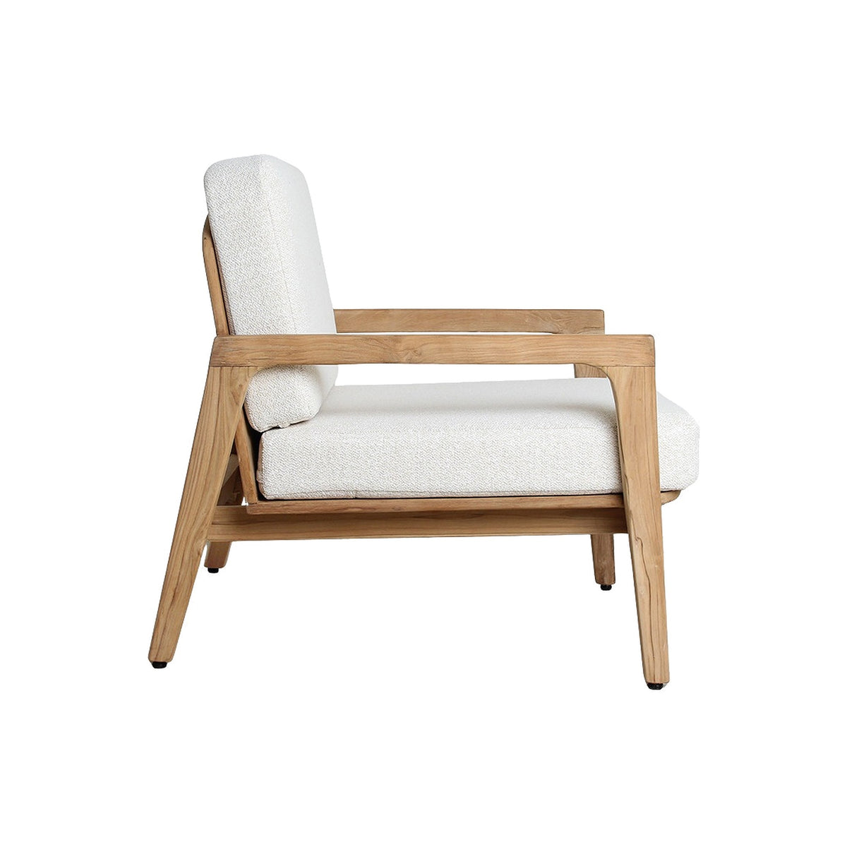Lounge-Sessel Teakscape aus Teakholz mit naturweißen Kissen | Freisteller | STUFF Loft