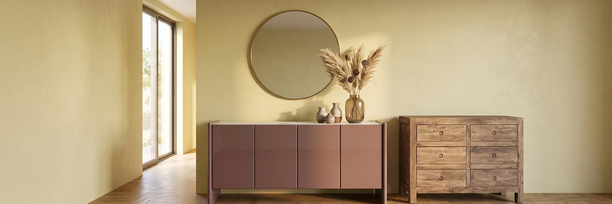 Kommoden & Sideboards: Sideboard Otilia Brick 3 Türen und Kommode Grainwood im Wohnambiente
